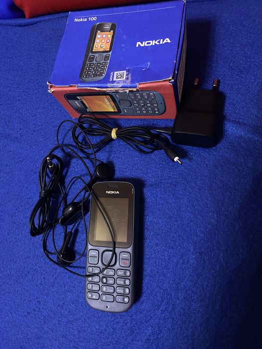 Lot telefoane Nokia cu butoane pentru persoane în vârsta