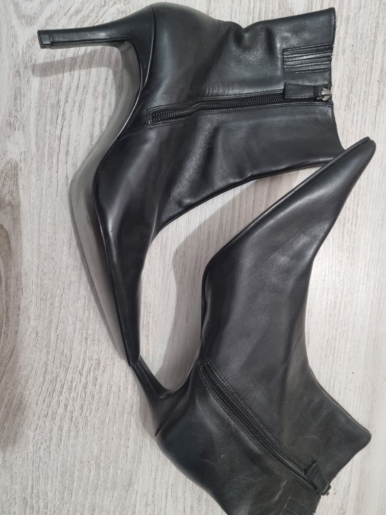 Botine piele noi stiletto Marks and Spencer