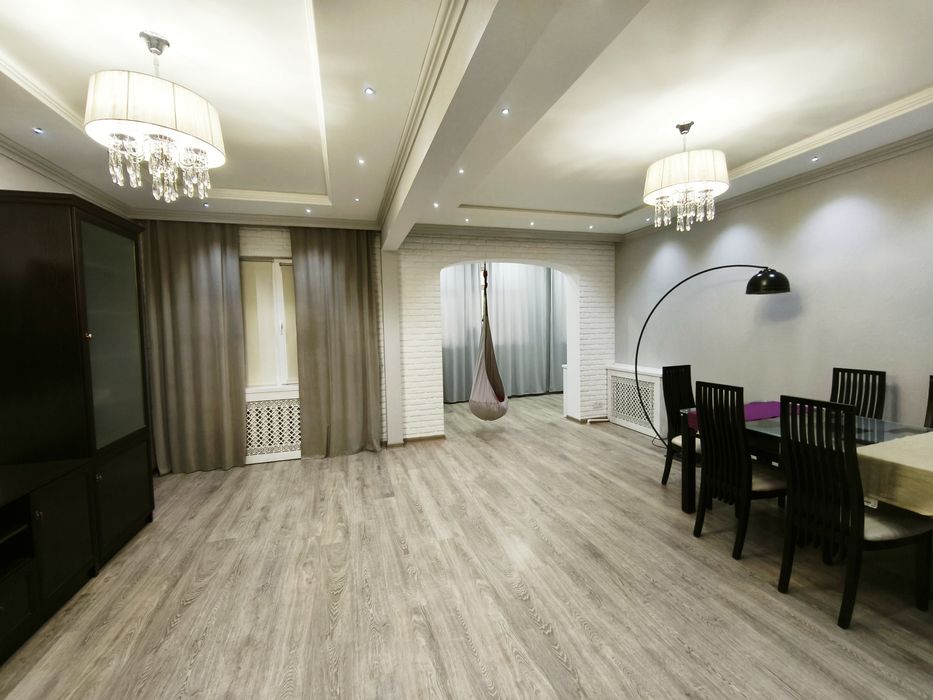 4/2/5,92 КВ.м, Евроремонт.Собственник