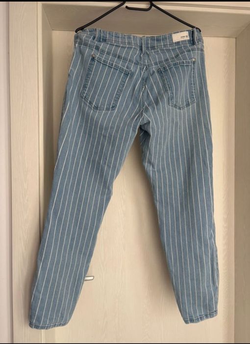 Blugi elastici de dama cu dungi