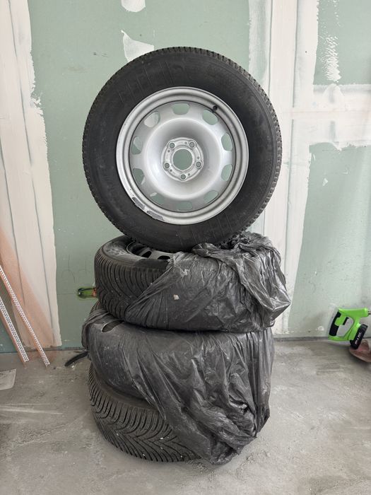 Set roți - Anvelope Iarnă Kleber Krisalp + Jante de tablă 215 65 R16