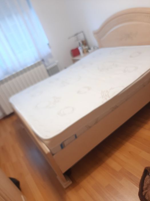 Saltea cu spuma de memorie jisk