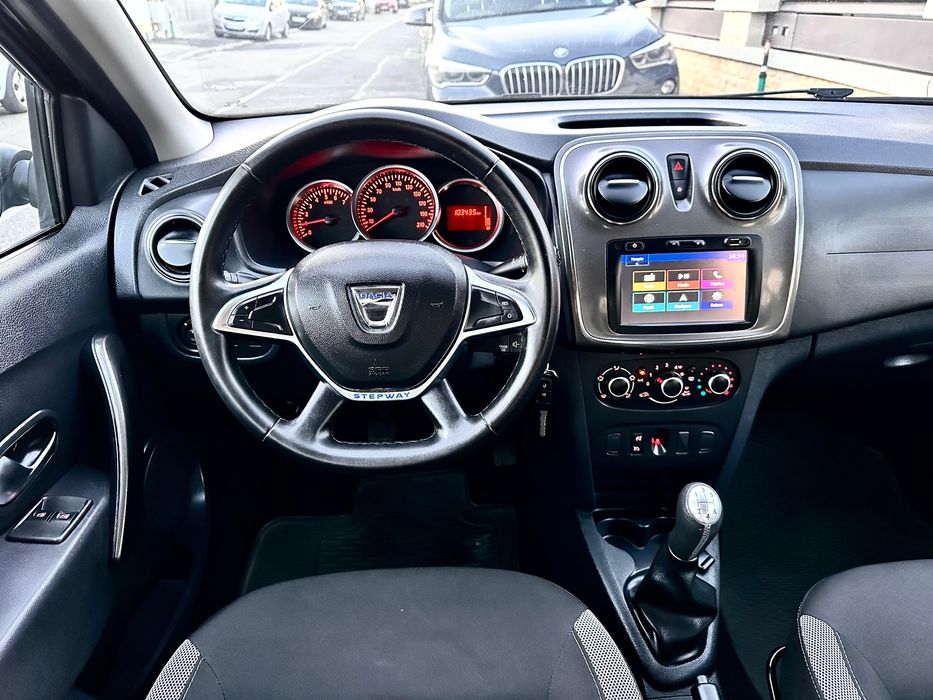 Dacia Sandero STEPWAY - 0,9 - 2019 - km reali