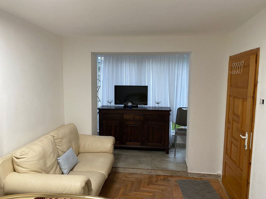Închiriez apartament 2 camere