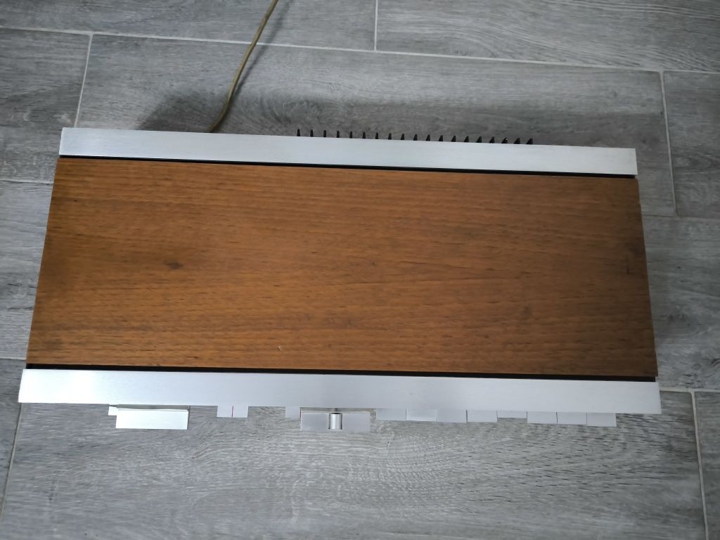 Bang Olufsen Beomaster 901