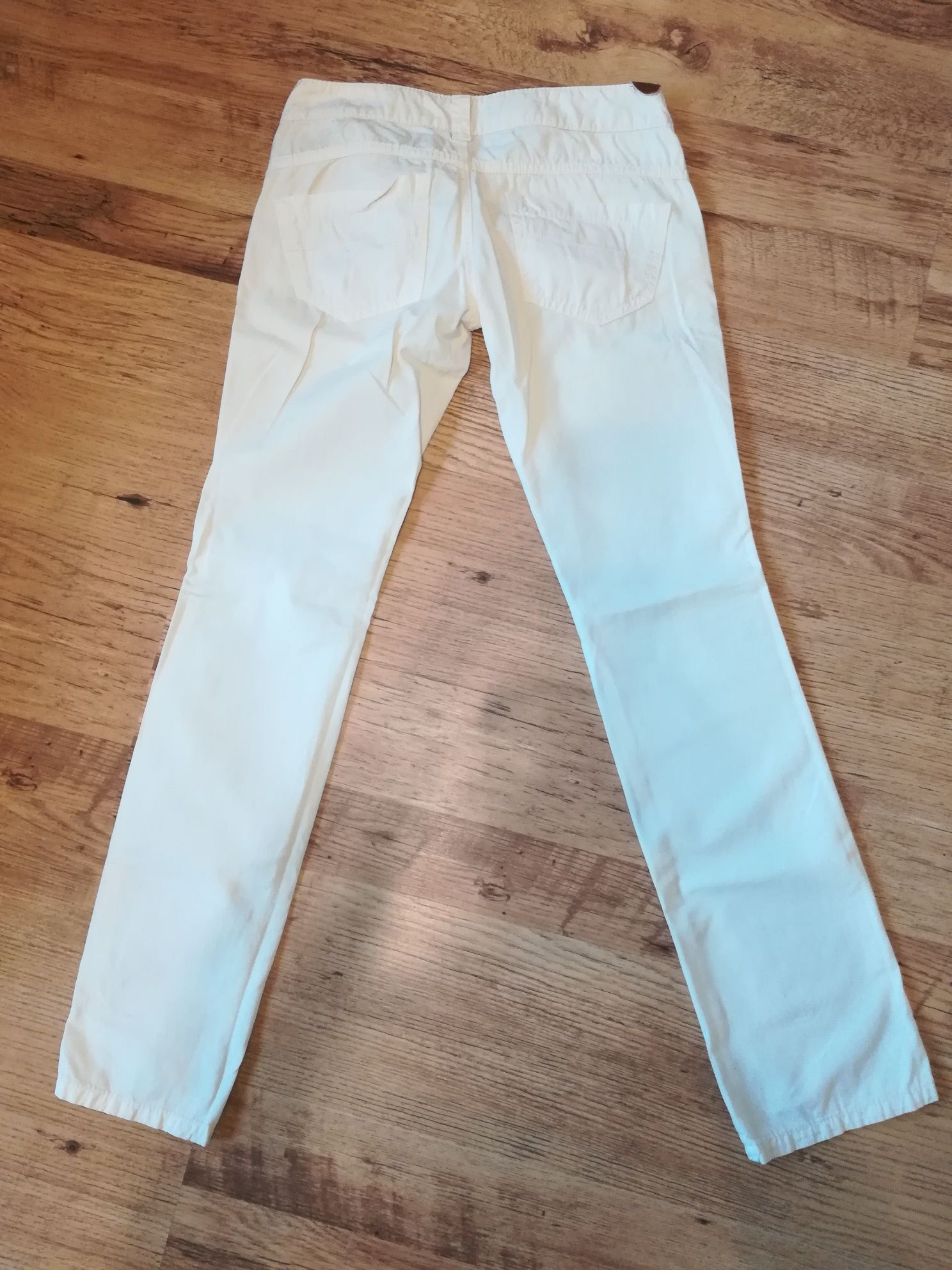 бял панталон pause jeans