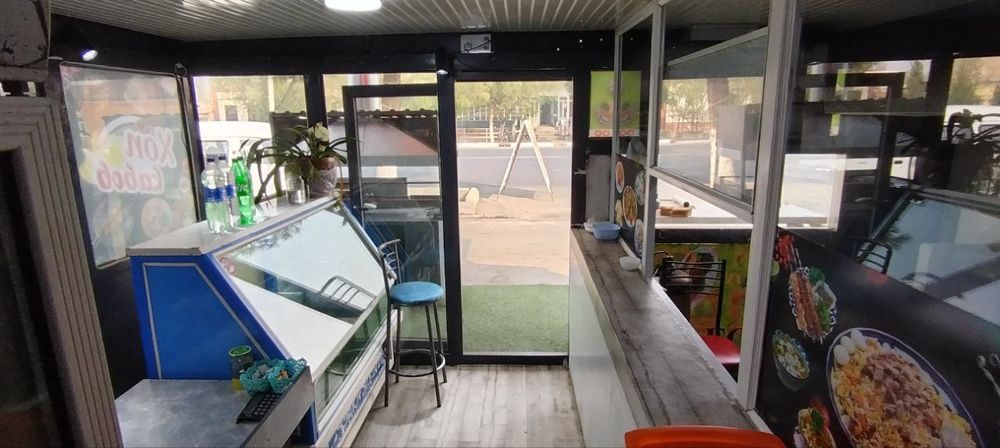 Чойхона сотилади асосий котта йулди буйида