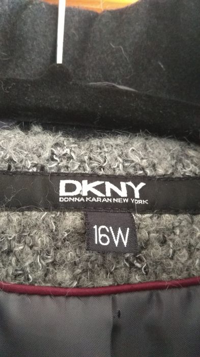 Palton scurt DKNY xxl / 52% lână
