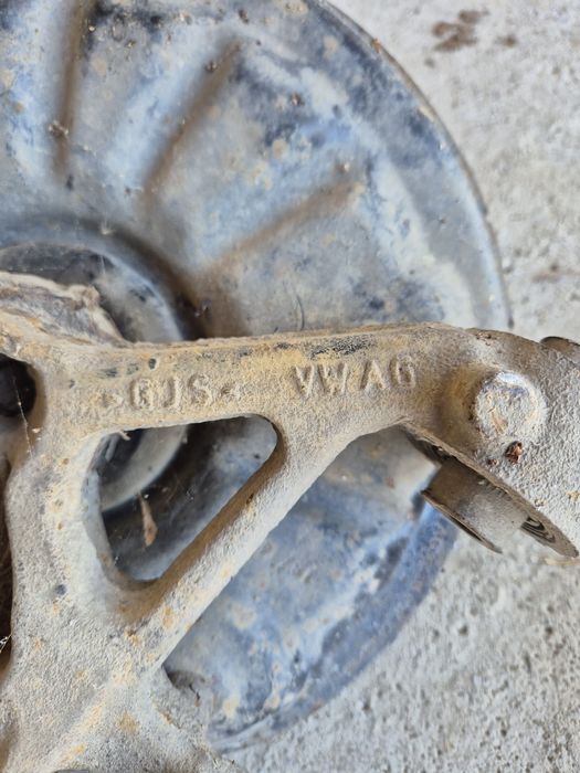 Vand Fuzete cu portfuzete spate si rulmenti complete Grupul VAG VW