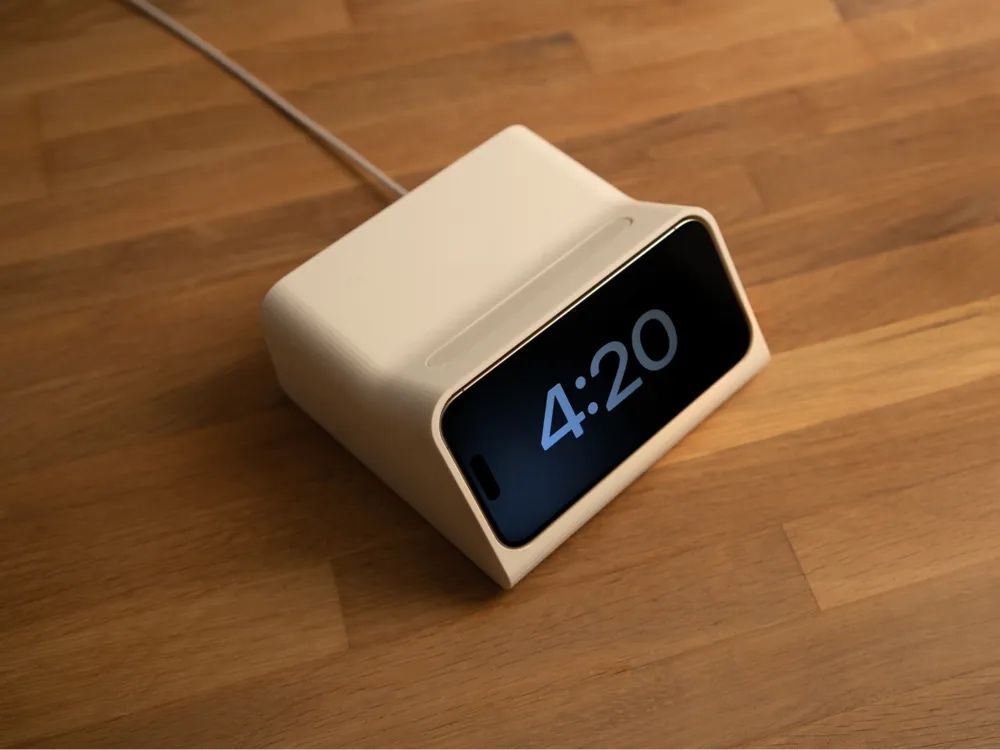 Стойка за iPhone с MagSafe и AirPods – Перфектна за нощно шкафче IModo