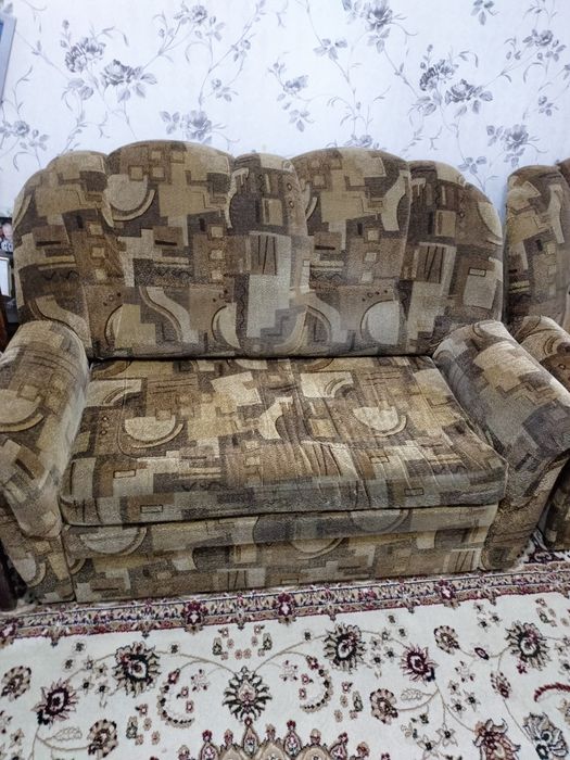 Продам диванчик -- софа,раскладной