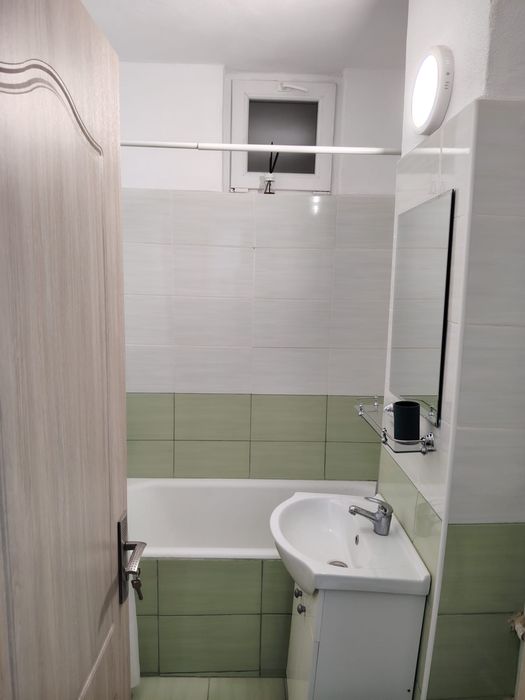 garsoniera decomandata craiova