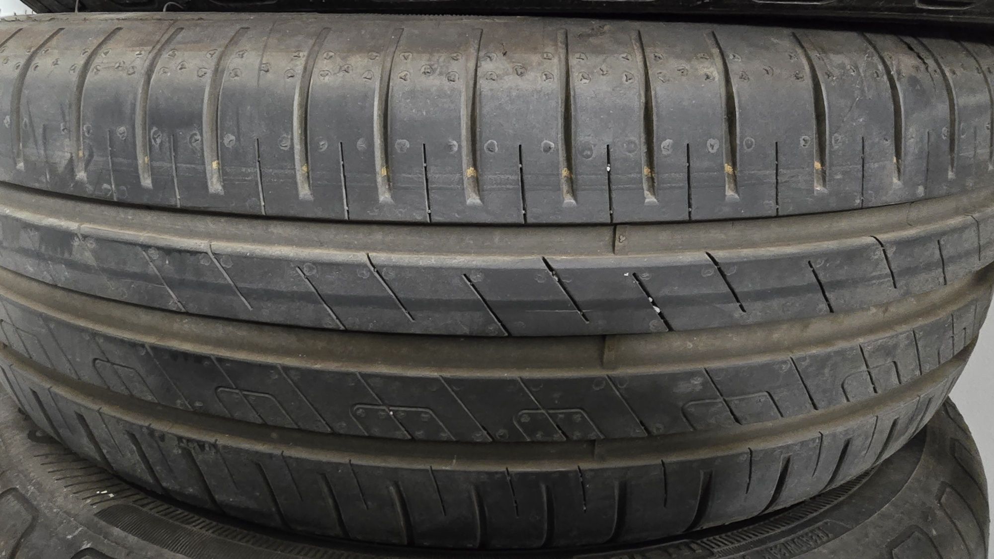 GoodYear EfficientGrip Performance 195/55/16
