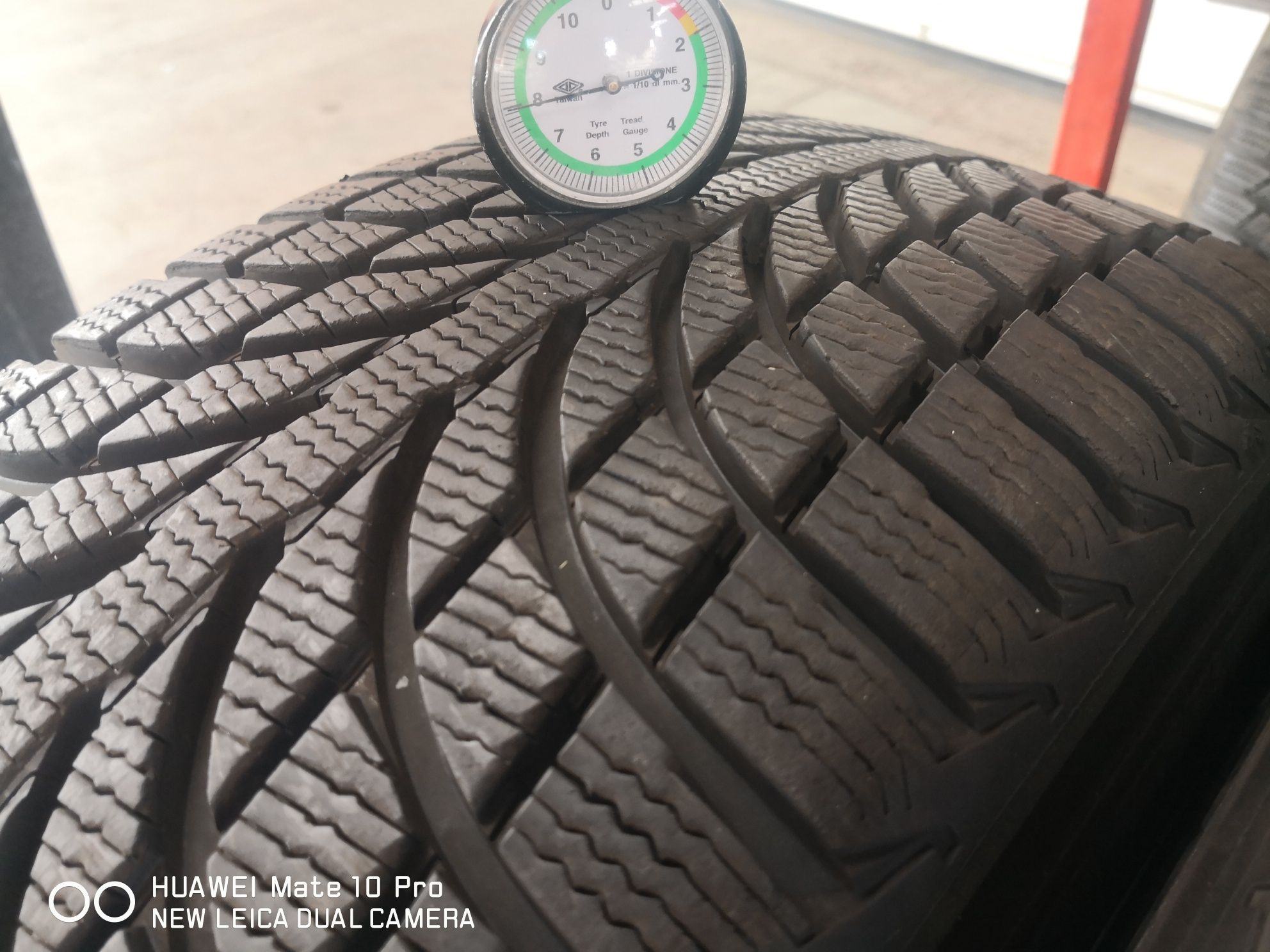 235 65 17 гуми 17 цола  Michelin dot 22