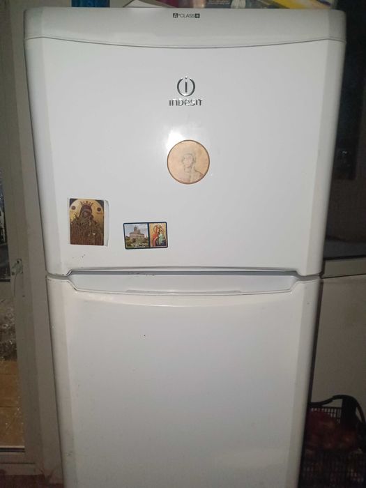 Frigider Indesit in stare foarte buna