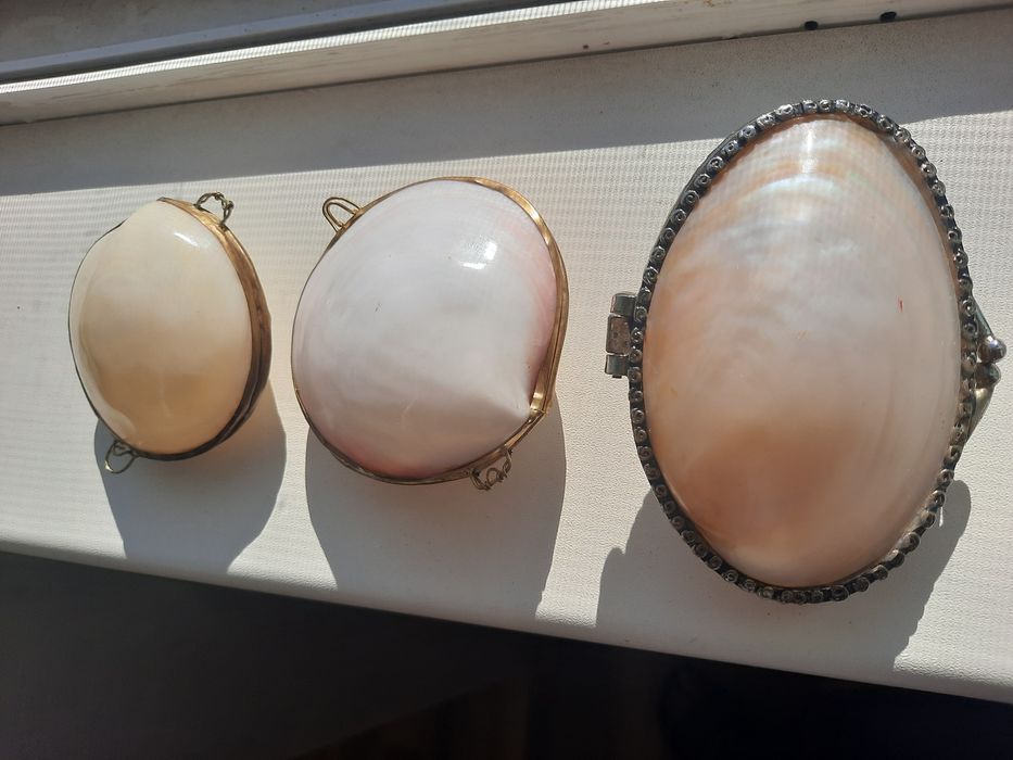 Cercei, lanturi, bratari,medaloane, brose, coliere