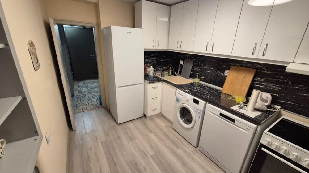 Дава се под наем Двустаен апартамент в София, Център - 80 кв.м за 650 € - Снимка #3