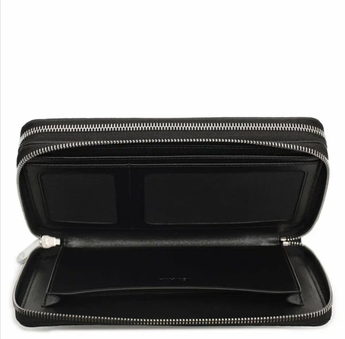 Барсетка от бренда NERI KARRA