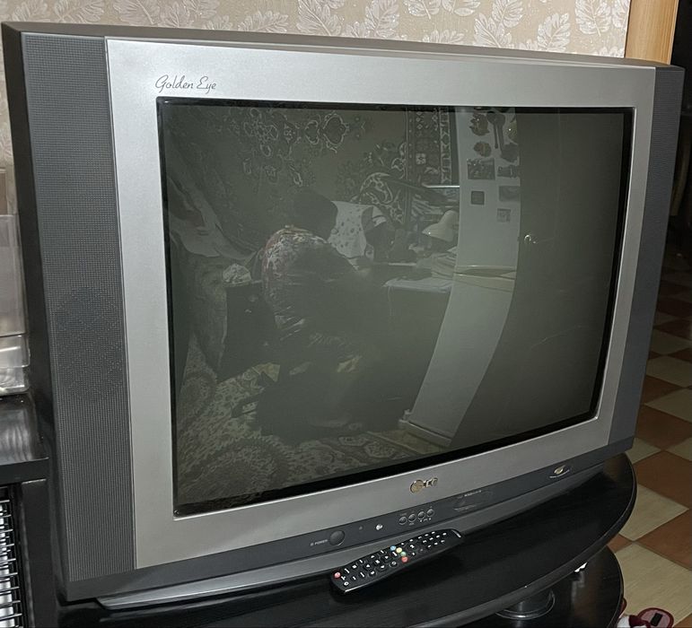 Продам Телевизор LG(рабочий)