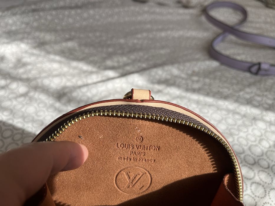 Чантичка Louis Vuitton