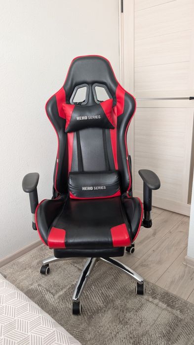 Кресло компьютерное игровое