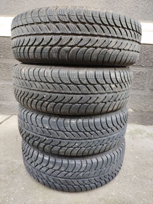 Vând Set Cauciucuri 175/65/14 M+S Sava Import recent Germania