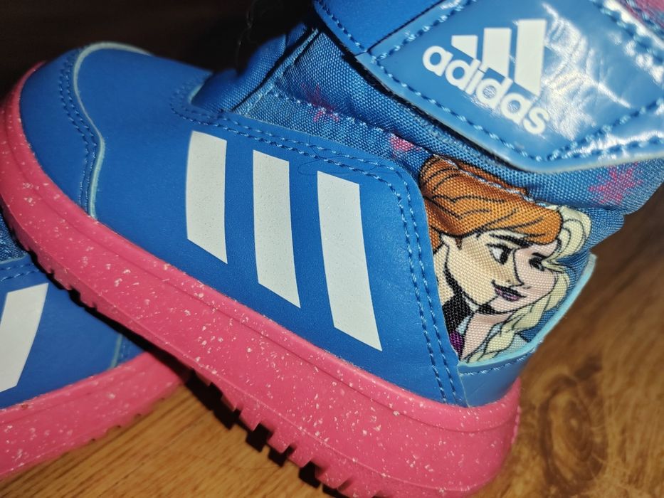 Ботуши апрески adidas 22 номер с елза и ана frozen