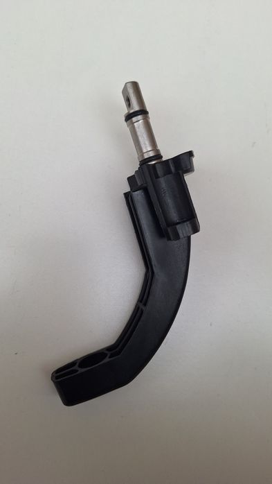 Maneta schimbator de viteze