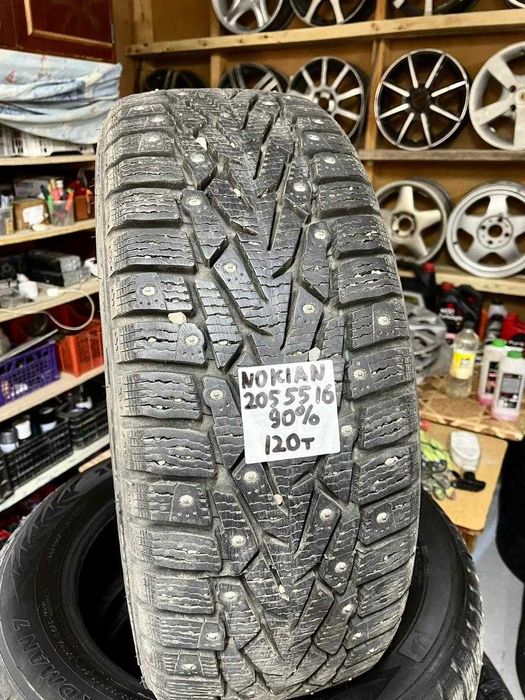 Nokian 205/55R16 шипы