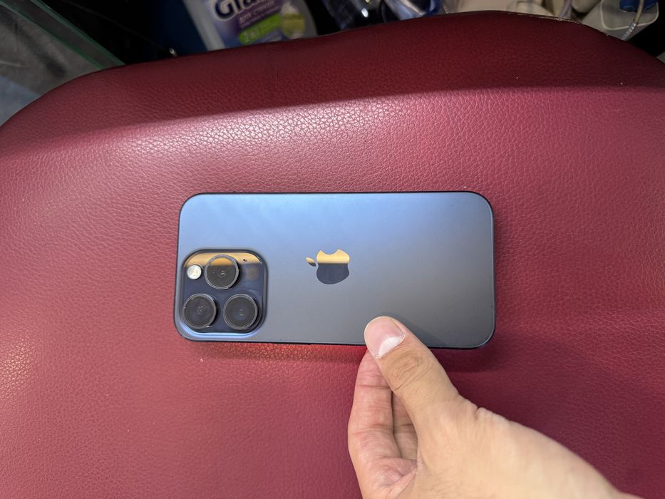 Iphone 15 pro 128 88%