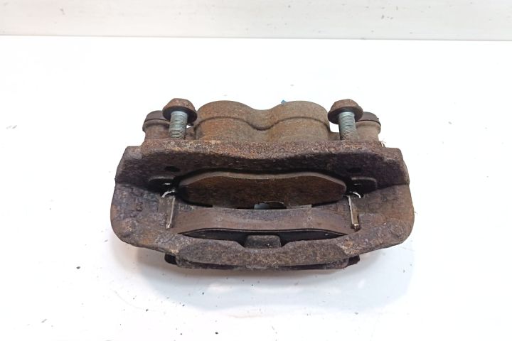 Etrier fata dreapta Mercedes-Benz Sprinter a 2-a generatie 906