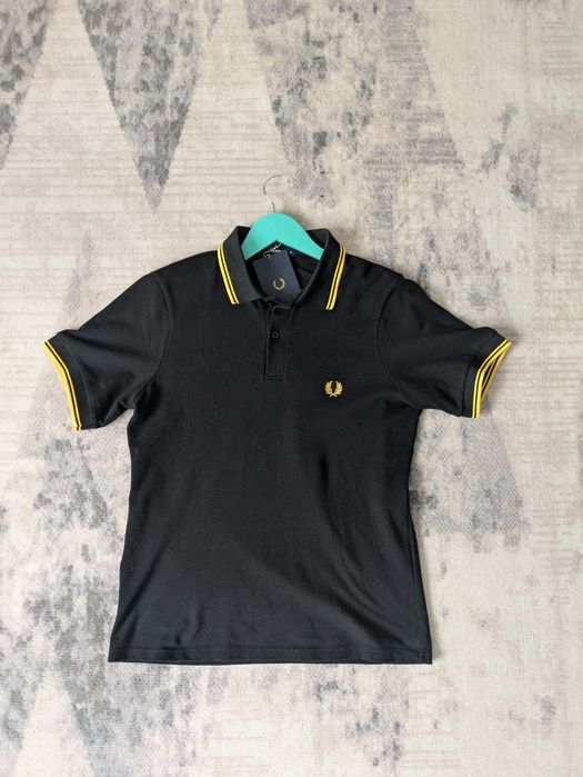 Обменяю Новую рубашку поло Fred Perry на анорак napapijri