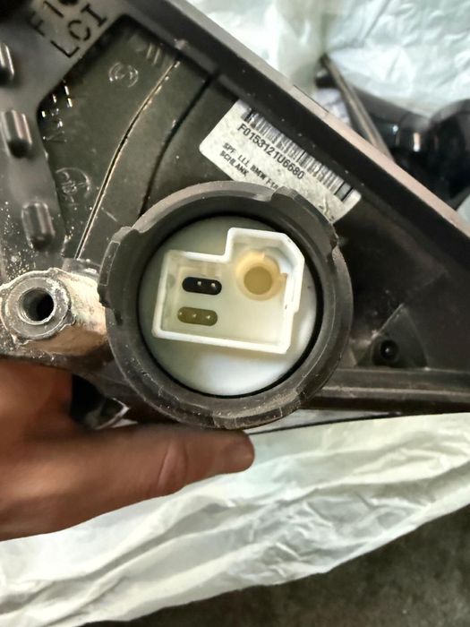 Vand oglinzi bmw f10 de europa in stare impecabila