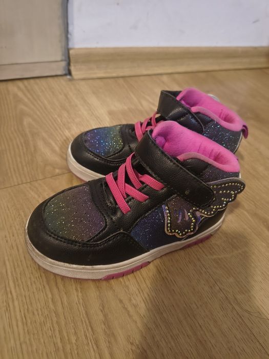 Детски боти, ботуши, пантофи, обувки