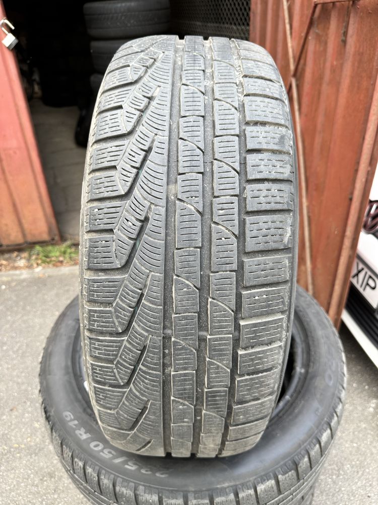 4 anvelope 235/50/19 Pirelli Iarna M+S DOT 2716