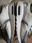 Vând adidași Nike Air Max