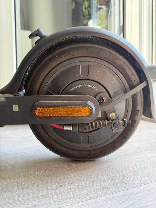 Trotinetă electrică Xiaomi Scooter 3 Lite – stare foarte bună