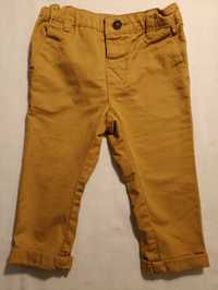 Модерни бебешки панталони RESERVED за момчета 80 см.