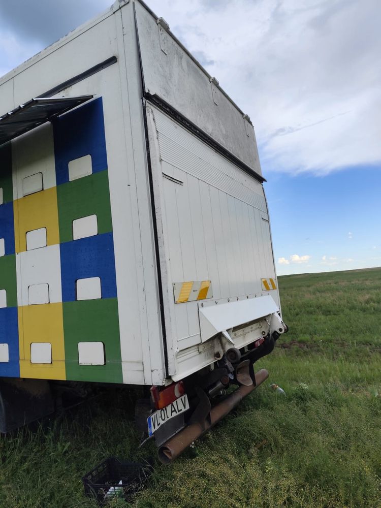 Vand la alegere camion apicol