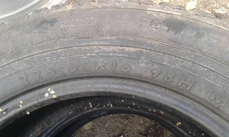 Шины 225/60 R16 - "Dunlop SP Winter Sport M3" (Германия), всесезонные.