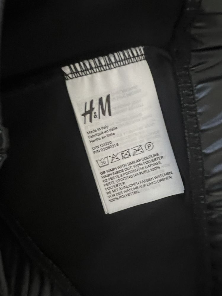 Кожаные брюки H&M, M размера