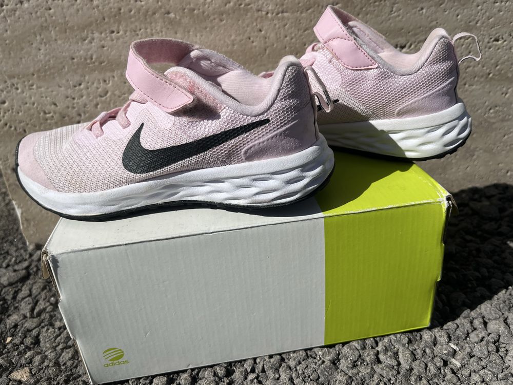 Детски маратонки NIKE