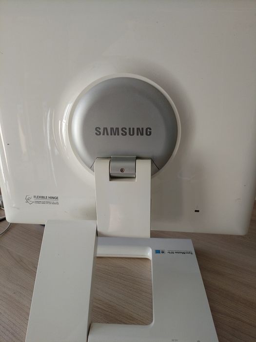 Samsung  монитор