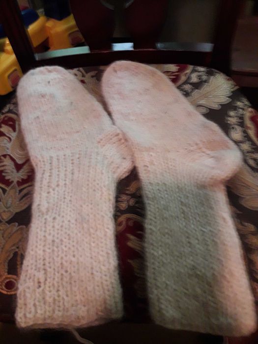 носки  из шерсти ручной вязки