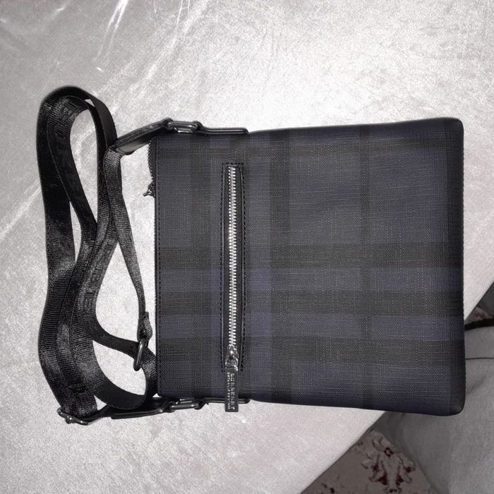 барсетка burberry