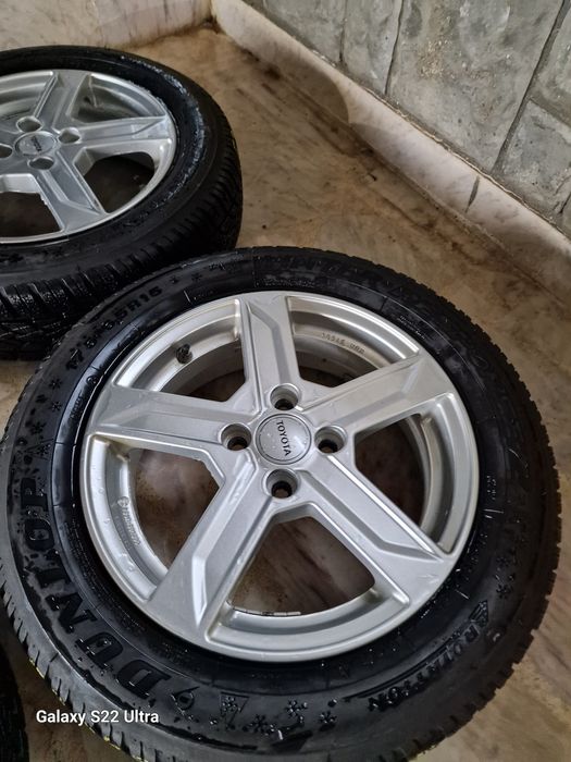 Toyota Yaris 15 Mazda Demio Kia Huyndai с 4 болта+гуми 175 65 15 зимни