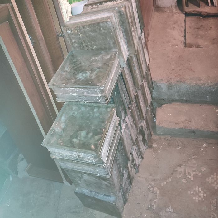 Продам стеклоблоки большие