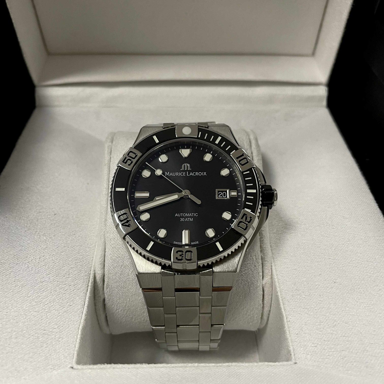 Maurice Lacroix Aikon Venturer Automatic