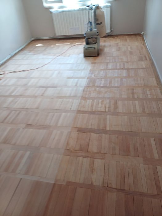 Raschetat-reconditionat montat parchet masiv