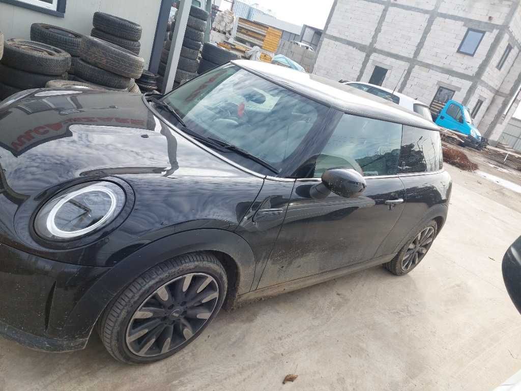 Dezmembram Mini Cooper One F56 1.5 turbo benzina An 2019